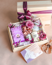 Load image into Gallery viewer, Spa Sanctuary - A Specialty Gift Box (Nationwide Delivery)
