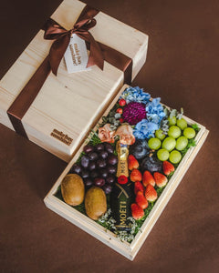 Celebration - Wooden Fruit Gift Box with Moët & Chandon Champagne