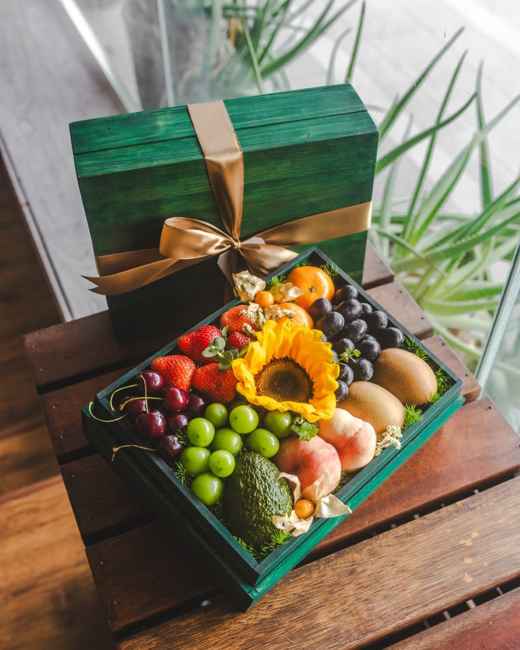 Evergreen - A Keepsake Wooden Fruit Gift Box