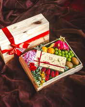 Load image into Gallery viewer, Moonlight - Wooden Fruit &amp; Mooncake Box | Mid-Autumn Mooncake Festival 2023
