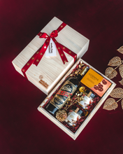 Load image into Gallery viewer, Abundant Blessing - A Specialty Gift Box (Nationwide Delivery) | Chinese New Year Gift Delivery 2024

