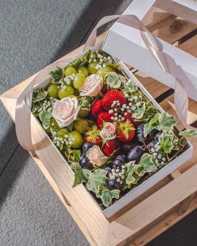 Ivory - An Elegant Gift Box | make hay, sunshine!.