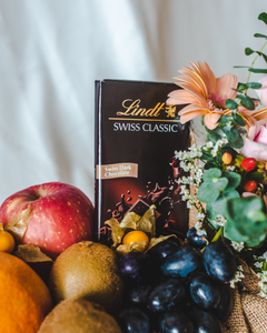 Greetings - Fruit Basket with Lindt Chocolate (L Size)