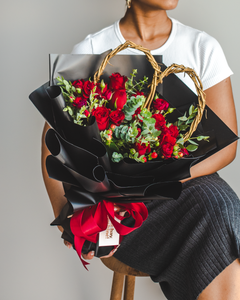 Romantika - Red Rose Flower Bouquet