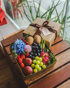 Glimmer - An Elegant Fruit Gift Box