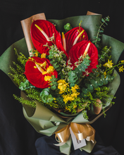 Load image into Gallery viewer, Oura - Red Anthurium Flower Bouquet
