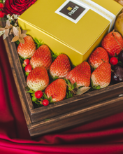 Load image into Gallery viewer, Elegance - Fruit Gift Box with Patchi Chocolate
