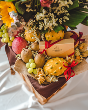 Load image into Gallery viewer, Regalia - Luxury Fruit Crate with Godiva Chocolate | make hay, sunshine!.
